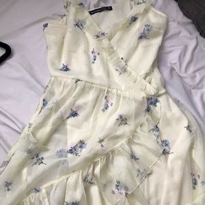 Pale Yellow Floral dainty dress